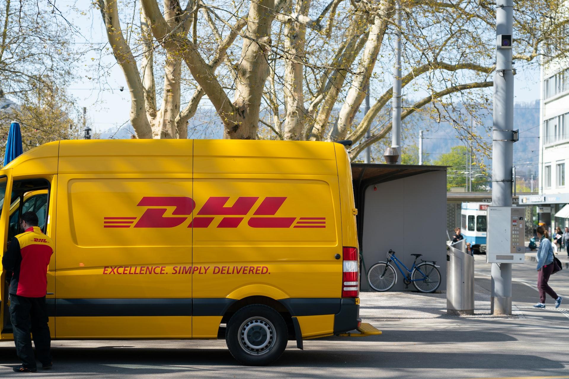 5 Reasons to Ship Your International Packages With DHL