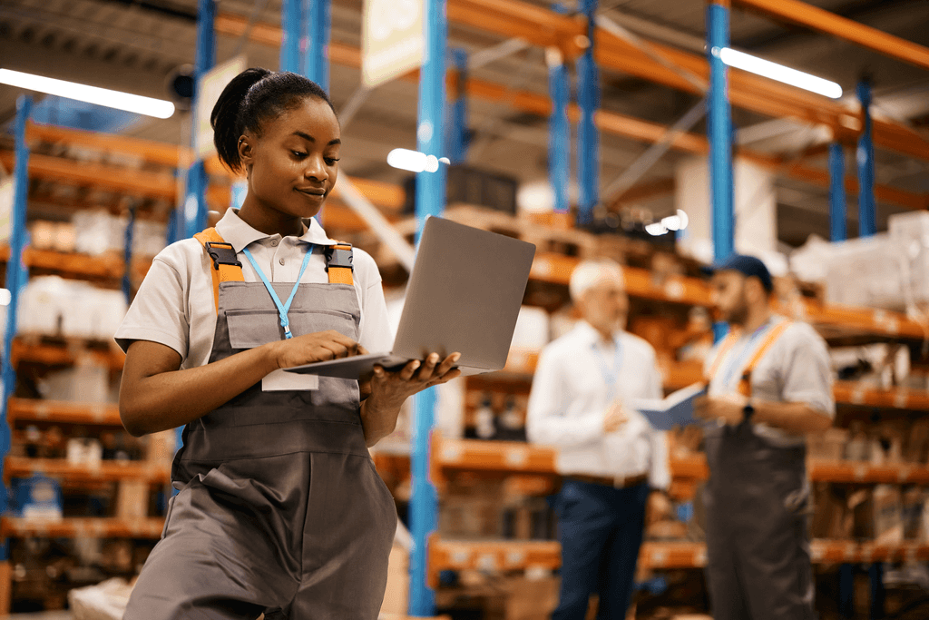 Outgrowing Your Shipping Software? 5 Signs It's Time for an Ecommerce Shipping Upgrade